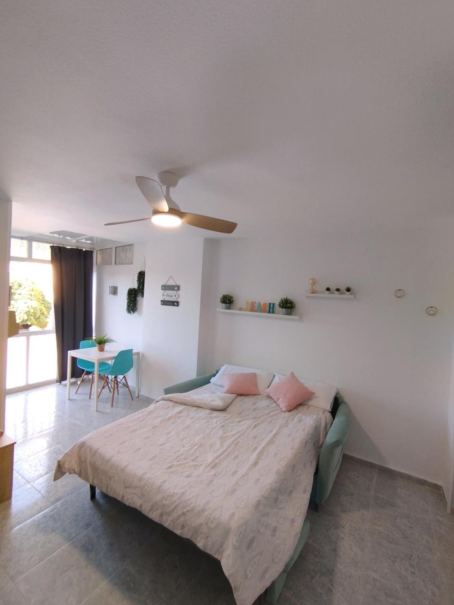 Apartamento Aguila 贝纳尔马德纳 外观 照片