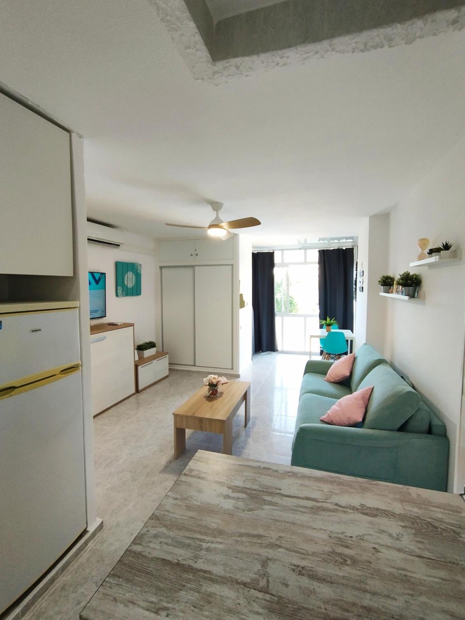 Apartamento Aguila 贝纳尔马德纳 外观 照片