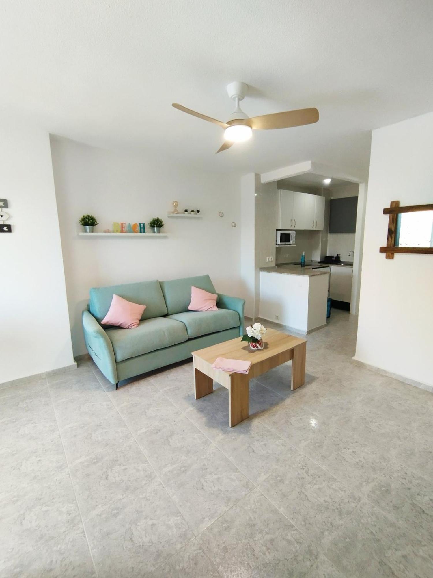 Apartamento Aguila 贝纳尔马德纳 外观 照片