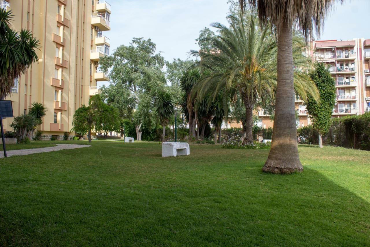 Apartamento Aguila 贝纳尔马德纳 外观 照片
